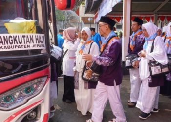Pasutri Asal Jepara Batal Berangkat Haji Tahun Ini, Suami Sakit-Istri Pilih Mendampingi