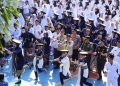 Hardiknas Penuh Ceria, Bupati Kudus Ikut Joget Flashmob Bareng Guru dan Siswa 18 Hardiknas Penuh Ceria, Bupati Kudus Ikut Joget Flashmob Bareng Guru dan Siswa