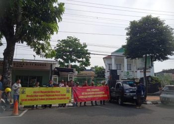 Diduga Tak Punya Izin Resmi dan Pungli, Proyek Sumur ABT di Kajar Kudus Diprotes Warga