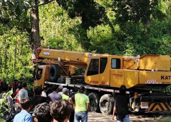 Warga Semanggi Blora Hadang Truk Tambang Minyak, Dipicu Jalan Rusak