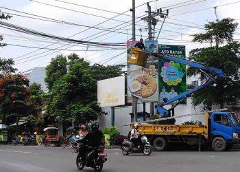 Pemasangan LPJU Rembang di 438 Titik Tunggu APBD Perubahan