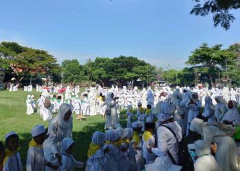 Ribuan Anak Usia Dini di Rembang Ikuti Simulasi Manasik Haji