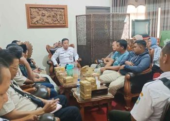 PKL Boleh Berjualan di Pasar Mayong Jepara, Retribusi Rp 500 Rupiah Per Meter 8 PKL Boleh Berjualan di Pasar Mayong Jepara, Retribusi Rp 500 Rupiah Per Meter