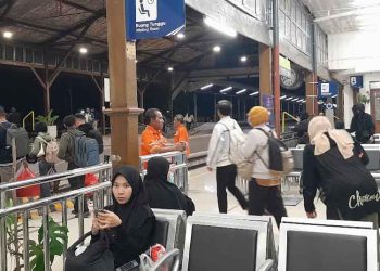 Masa Libur Sekolah, Stasiun Cepu Blora Catat Lonjakan Penumpang 4 Masa Libur Sekolah, Stasiun Cepu Blora Catat Lonjakan Penumpang