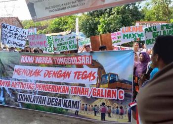 Warga Tunggulsari Kendal Tolak Keras Rencana Tambang di Depan SD