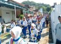 Drumband SMP N 4 Kragan Meriahkan Khitanan di Rembang 16 Drumband SMP N 4 Kragan Meriahkan Khitanan di Rembang
