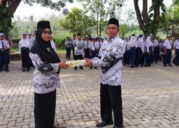 Cegah Kerumunan, Pengumuman Kelulusan SMPN 3 Pamotan Rembang Dilakukan Secara Daring