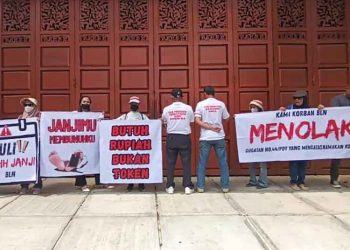 Puluhan Nasabah BLN Salatiga Tolak Pengembalian Dana Lewat Token