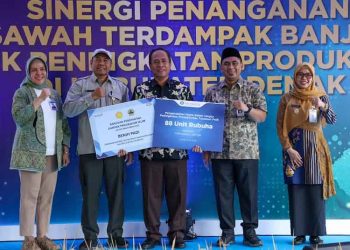 Pemprov Jateng Beri Bantuan Bibit Padi ke Petani Demak Terdampak Banjir