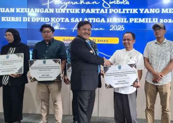 Pemkot Salatiga Serahkan Hibah Rp 716 Juta ke 6 Partai Politik