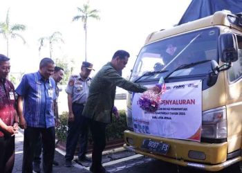 Bupati Jepara Lepas Armada Distribusi Bantuan Beras untuk 92.765 KPM