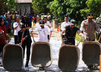 TMMD di Kedungsuren Kendal Sasar Pembangunan Jalan Sepanjang 560 Meter