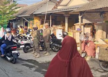 PKL di Jalan Banyuwono I Purwodadi Ditertibkan, Warga Senang 7 PKL di Jalan Banyuwono I Purwodadi Ditertibkan, Warga Senang