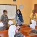 Bupati Pekalongan Beri Meja-Kursi Baru Usai Terima Laporan Siswa Belajar di Lantai 8 Bupati Pekalongan Beri Meja-Kursi Baru Usai Terima Laporan Siswa Belajar di Lantai