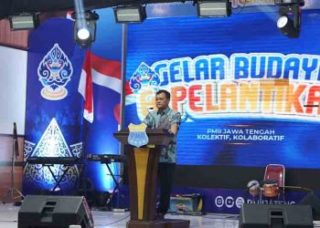Gubernur Jateng Minta Organisasi Mahasiswa Kawal Program Kemiskinan