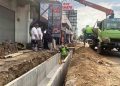 Atasi Masalah Banjir, Pemkab Bangun Saluran Drainase Jalan Kudus-Kaliwungu 18 Atasi Masalah Banjir, Pemkab Bangun Saluran Drainase Jalan Kudus-Kaliwungu