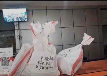 Warga Pati Kirim Surat Lagi ke KPK, Totalnya Hingga Tujuh Karung