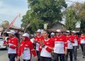 Bupati-Wabup Kudus Ikut Lomba Gerak Jalan Bersama Warga di GOR Bung Karno 17 Bupati-Wabup Kudus Ikut Lomba Gerak Jalan Bersama Warga di GOR Bung Karno