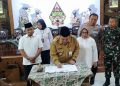 Bupati dan Elemen Masyarakat Tandatangani Komitmen Blora Cinta Damai 17 Bupati dan Elemen Masyarakat Tandatangani Komitmen Blora Cinta Damai