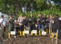 Terancam Abrasi, Pemkab Jepara Tanam 1000 Mangrove di Kedungmalang 8 Terancam Abrasi, Pemkab Jepara Tanam 1000 Mangrove di Kedungmalang