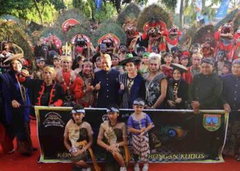 Bupati Apresiasi Penampilan 23 Kontingen di Karnaval Budaya Kudus