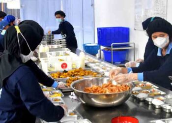 SPPG Ledok Salatiga Sediakan 3.853 Porsi MBG, Walkot Beri Apresiasi