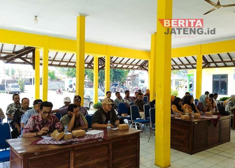 Program Si Akmal Diperluas, Warga Bojong Pekalongan Tak Perlu Repot Urus Akta Kematian 1 Program Si Akmal Diperluas, Warga Bojong Pekalongan Tak Perlu Repot Urus Akta Kematian