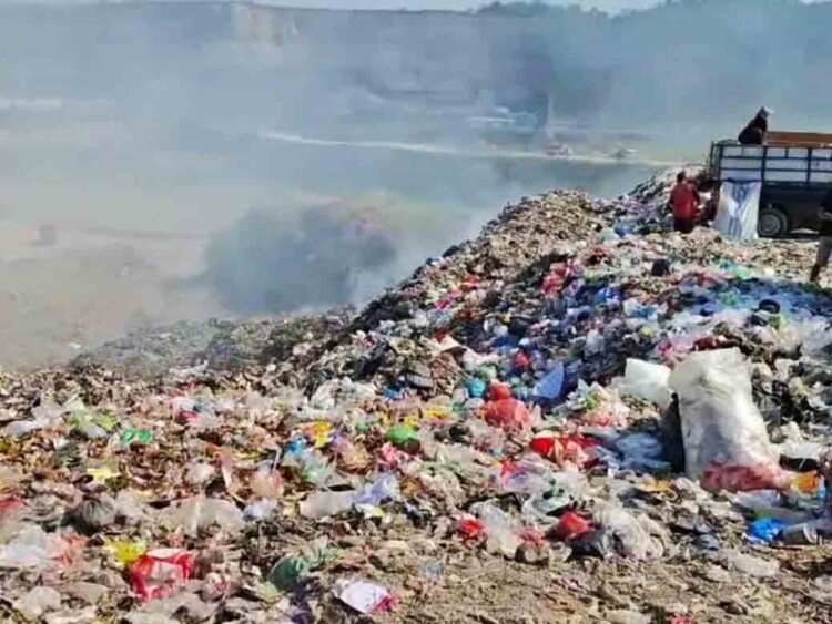 Pemkab Demak Ajak Warga Kelola Sampah untuk Raih Penghargaan Adipura 1 Pemkab Demak Ajak Warga Kelola Sampah untuk Raih Penghargaan Adipura