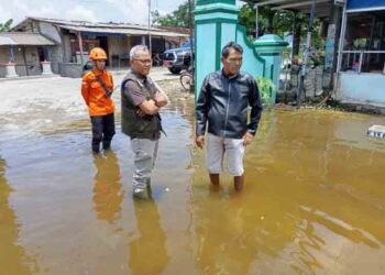 Banjir di Grobogan Berangsur Surut, Warga Diimbau Tetap Waspada 4 Banjir di Grobogan Berangsur Surut, Warga Diimbau Tetap Waspada