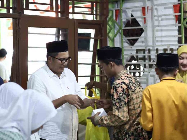 Momen Hari Santri, Waka DPRD Jateng Harap Pesantren Aktif Membangun Bangsa 1 Momen Hari Santri, Waka DPRD Jateng Harap Pesantren Aktif Membangun Bangsa