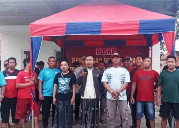 Warga Tunggulsari Kendal Dirikan Posko Tolak Tambang dan Kawal Pemeriksaan Kades 4 Warga Tunggulsari Kendal Dirikan Posko Tolak Tambang dan Kawal Pemeriksaan Kades