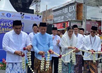 Perayaan Hari Santri Pemprov Jateng Dipusatkan di Kudus, Ini Rangkaian Acaranya 5 Perayaan Hari Santri Pemprov Jateng Dipusatkan di Kudus, Ini Rangkaian Acaranya