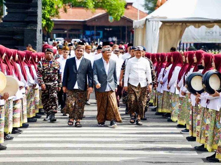 Momen Hari Santri, Cek Kesehatan Gratis dan Speling Digelar di Kudus 1 Momen Hari Santri, Cek Kesehatan Gratis dan Speling Digelar di Kudus