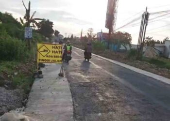 Warga Mengeluh Beton-Aspal Proyek Jalan Pati-Grobogan Beda Ketinggian
