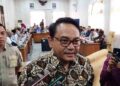 Hadir di Rapat Pansus, Wabup Pati Sebut Tak Dilibatkan saat Buat Kebijakan 19 Hadir di Rapat Pansus, Wabup Pati Sebut Tak Dilibatkan saat Buat Kebijakan