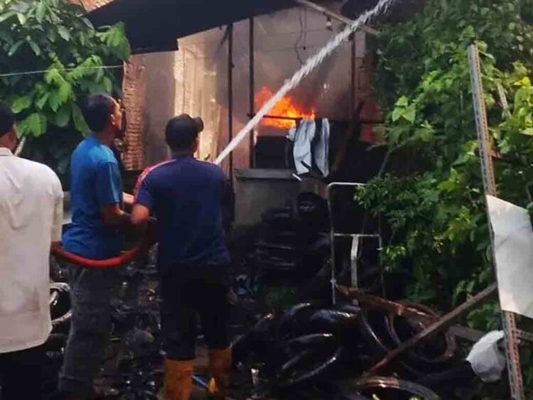 Rumah di Kajen Pati Kebakaran, Diduga Akibat Korsleting Listrik