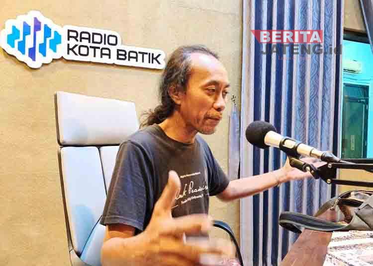Pemkot Pekalongan Ajak Warga Kelola Sampah Lewat Siaran Radio 1 Pemkot Pekalongan Ajak Warga Kelola Sampah Lewat Siaran Radio