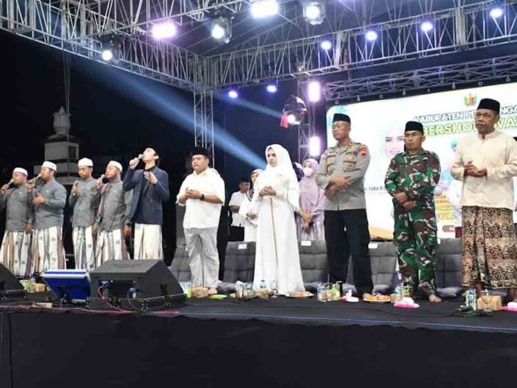 Pekalongan Bersholawat, Bupati Harap Bawa Ketenangan untuk Masyarakat