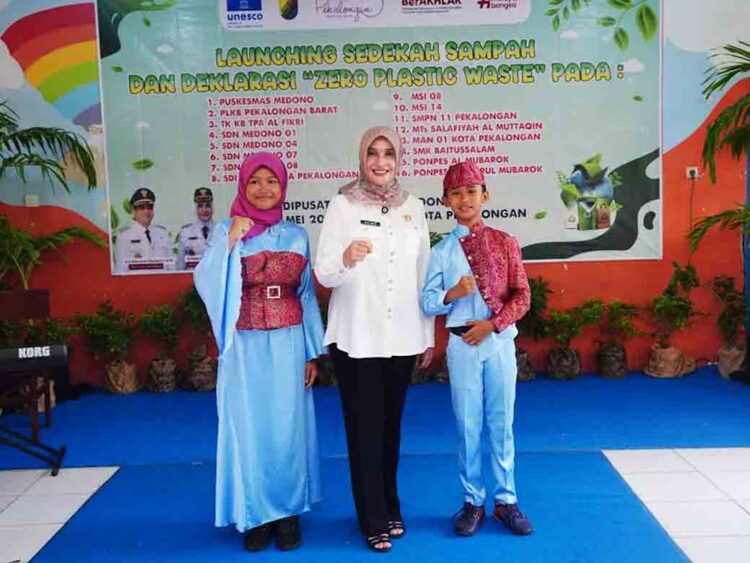 Lagu Kelola Sampah Jadi Media Edukasi Pelajar di Kota Pekalongan
