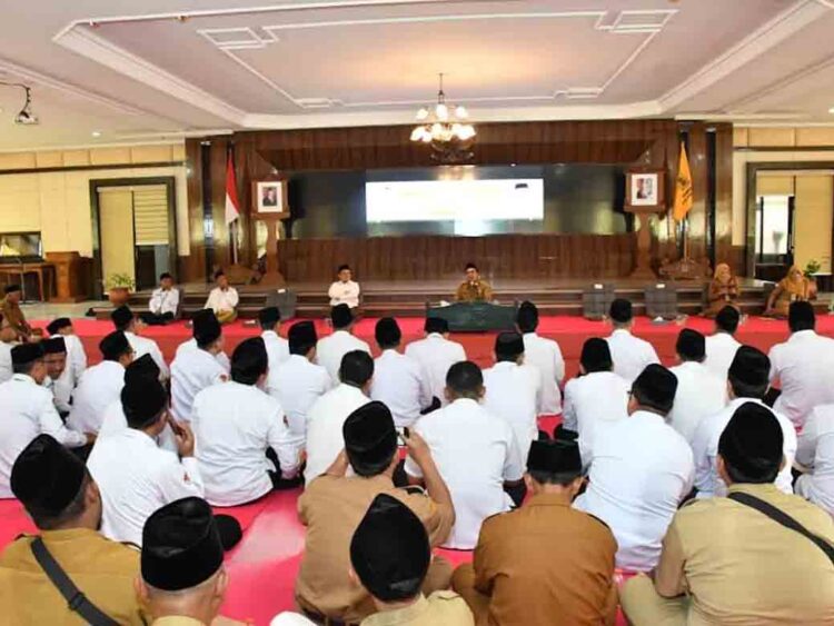Peringati Hari Santri, Pemkab Pekalongan Gelar Ngaji Bandongan