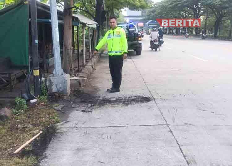 Kronologi Pengendara Motor Tewas Usai Kecelakaan di Jalan Nasional Rembang 1 Kronologi Pengendara Motor Tewas Usai Kecelakaan di Jalan Nasional Rembang