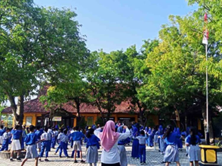 SDN 2 Sendangagung Kecamatan Kaliori Kabupaten Rembang Rutin Senam Sehat Anak Indonesia Tiap Rabu