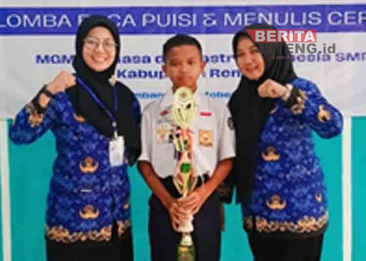 Siswa SMPN 1 Rembang Akan Wakili Kabupaten untuk Lomba Baca Puisi di Provinsi 1 Siswa SMPN 1 Rembang Akan Wakili Kabupaten untuk Lomba Baca Puisi di Provinsi