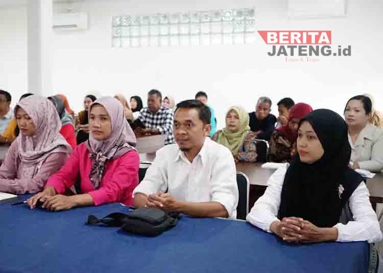 Puluhan Pengurus KKMP di Salatiga Ikuti Pelatihan Akuntansi 1 Puluhan Pengurus KKMP di Salatiga Ikuti Pelatihan Akuntansi