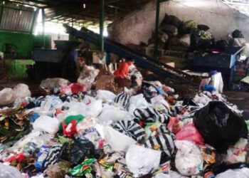 TPA Ngronggo Penuh, Pemkot Salatiga Dorong Pengelolaan Sampah di Tingkat Hulu 7 TPA Ngronggo Penuh, Pemkot Salatiga Dorong Pengelolaan Sampah di Tingkat Hulu
