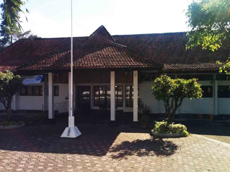 Lima SD Rusak Parah di Kota Salatiga Akan Diperbaiki Tahun Depan