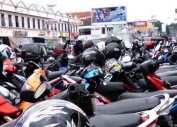 Tingkatkan PAD, Nina Agustin Minta Dishub Salatiga Optimalkan Sektor Parkir 4 Tingkatkan PAD, Nina Agustin Minta Dishub Salatiga Optimalkan Sektor Parkir