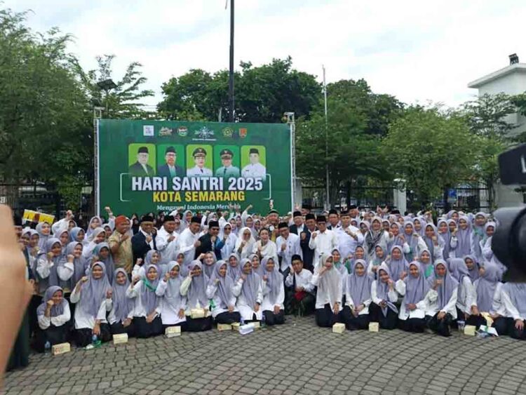 Cegah Tragedi Bangunan Ambruk, 303 Pesantren di Semarang Akan Diverifikasi Ulang 1 Cegah Tragedi Bangunan Ambruk, 303 Pesantren di Semarang Akan Diverifikasi Ulang