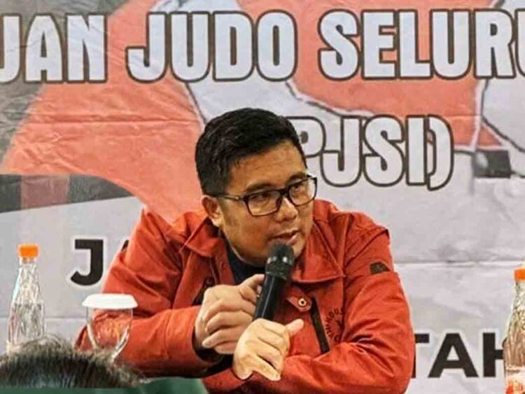 Raih Emas di PON Bela Diri 2025, Waka DPRD Jateng Apresiasi Tim Judo