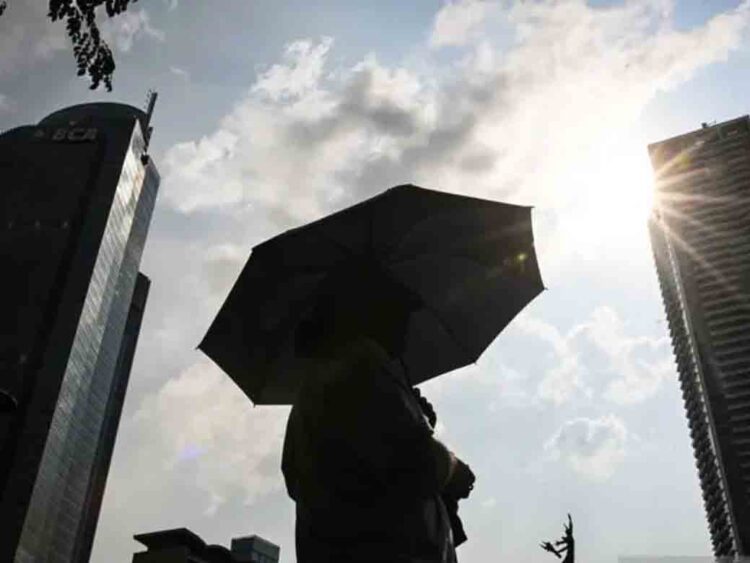Suhu Udara Capai 36 Derajat, BMKG Ungkap Penyebab Cuaca Panas di Semarang 1 Suhu Udara Capai 36 Derajat, BMKG Ungkap Penyebab Cuaca Panas di Semarang